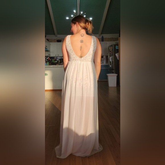 Lulus Chiffon Lace Plunge Flowy Floor Length Wedding Dress White, Open Back - Picture 11 of 11